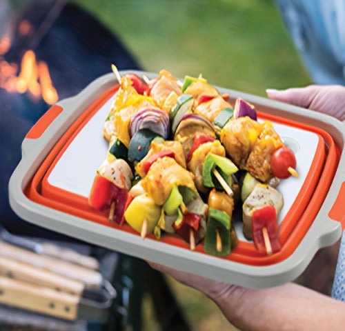 Collapsible BBQ Prep Caddy with Cutting Board & Lid – 3-in-1 Foldable Grill Preparation Tub, Food-Safe Plastic