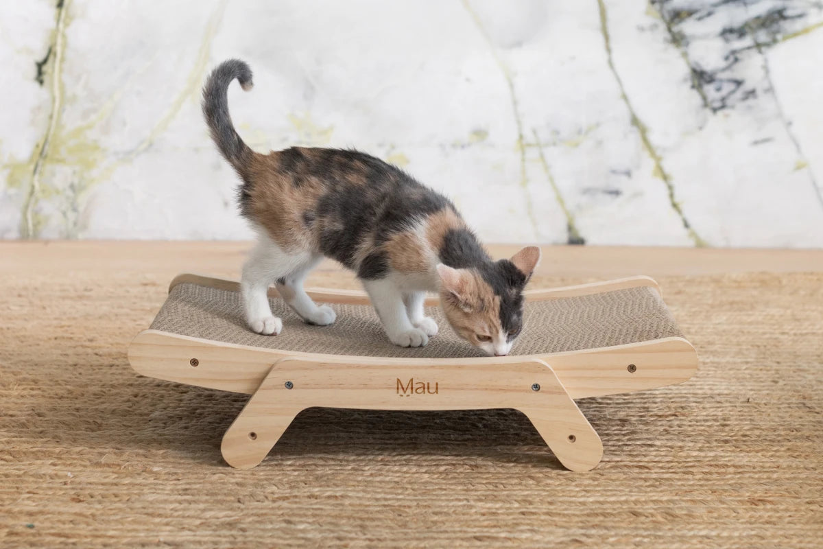 Adjustable Pinewood Cat Scratcher product image 1