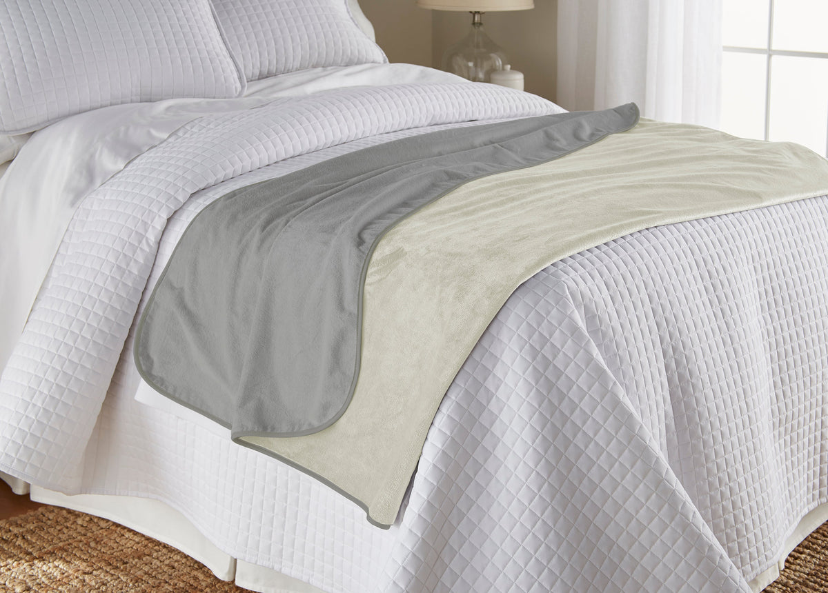 Silky Waterproof Pet Protection Throw, Dove/Buff / Large (70 x 90)