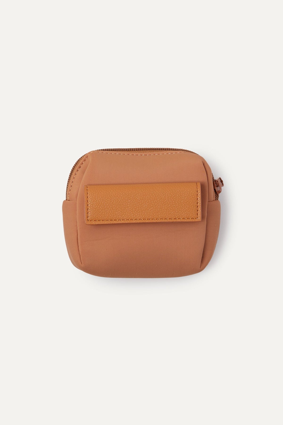 color: camel