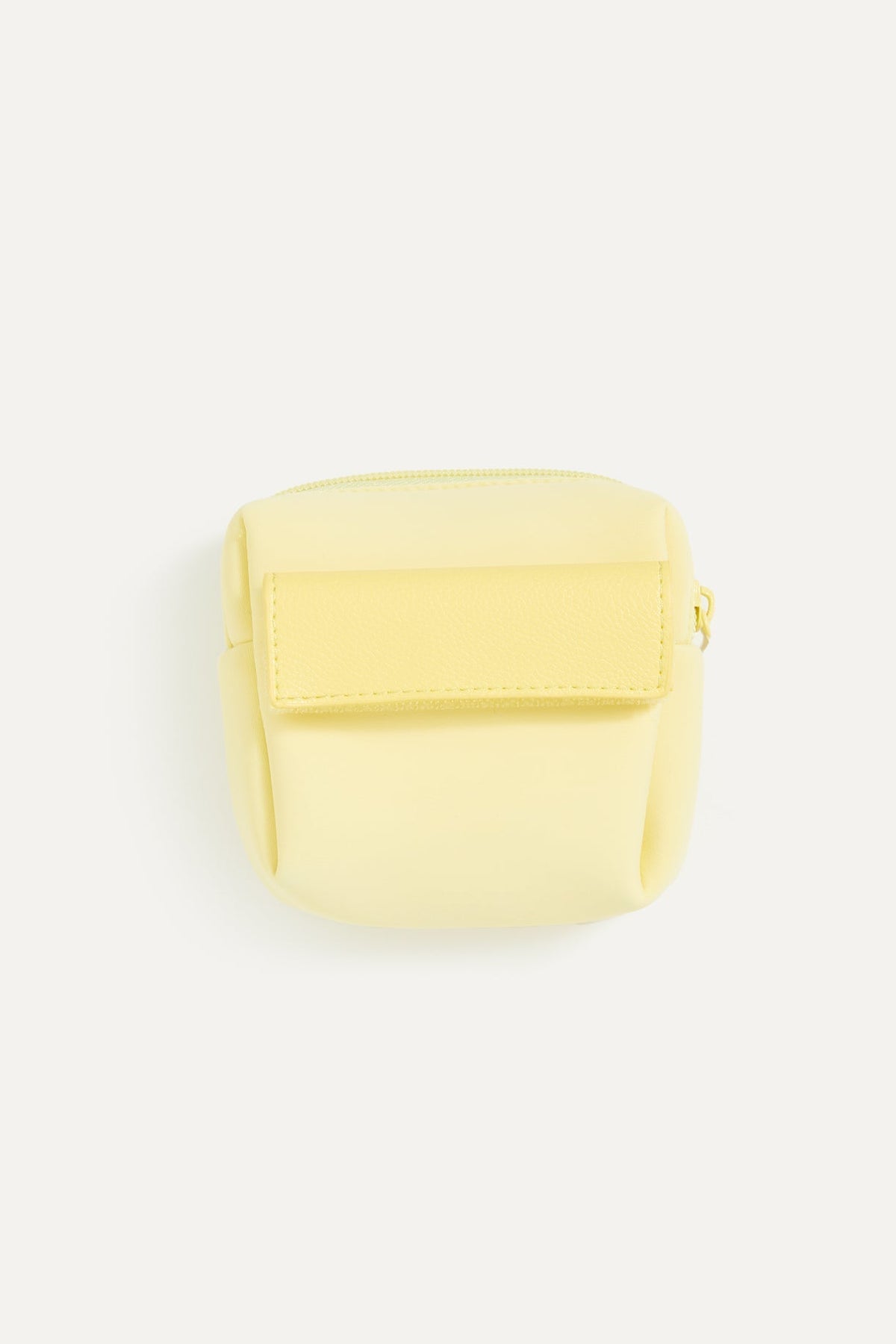 color: yellow