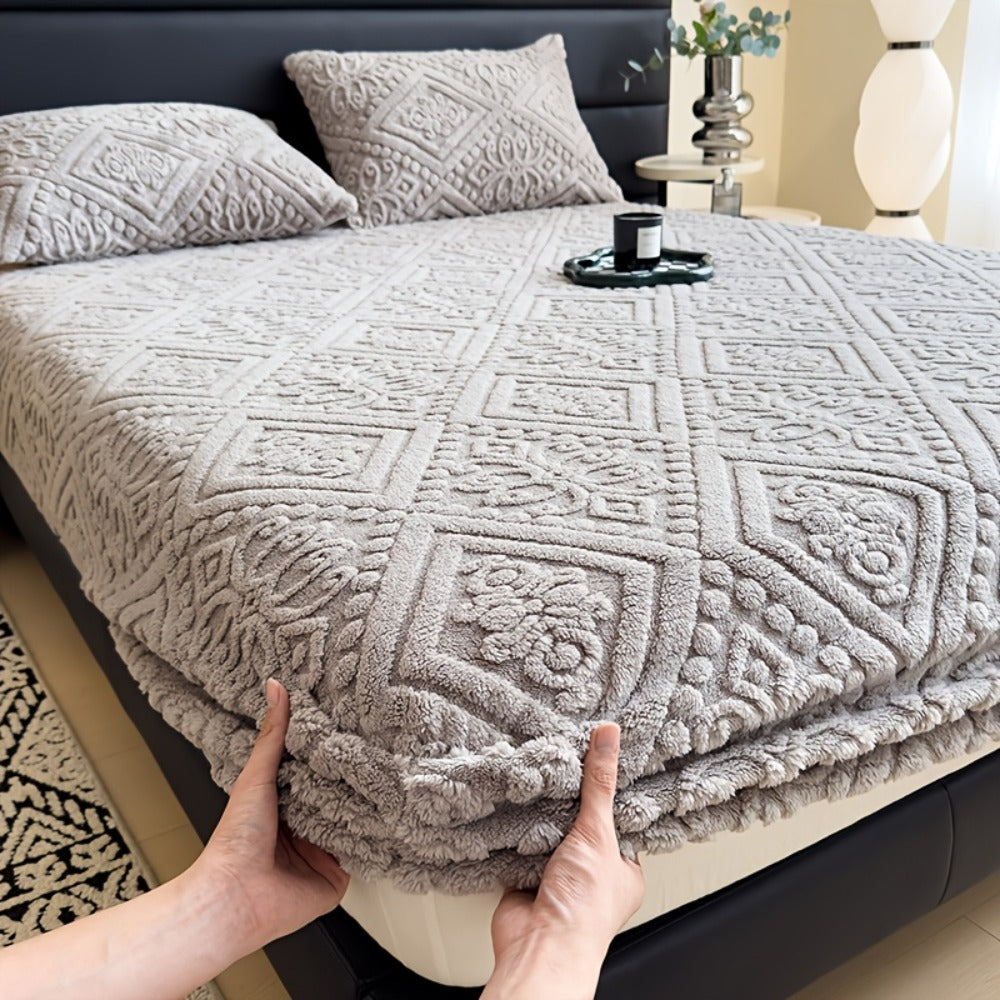 Bed Sheets, Single Jacquard-Knit Embossed Fitted Sheet with 11.4-Inch Pocket, Five Colors and Twin-to-King Sizes
