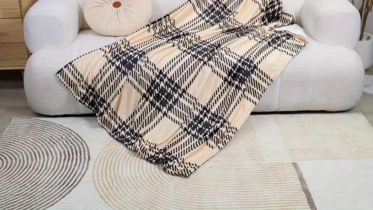 Purple Leopard Flannel Throw Blanket – Luxury Plush Soft Warm Cozy Blanket for Sofa Bed Car Camping Travel
