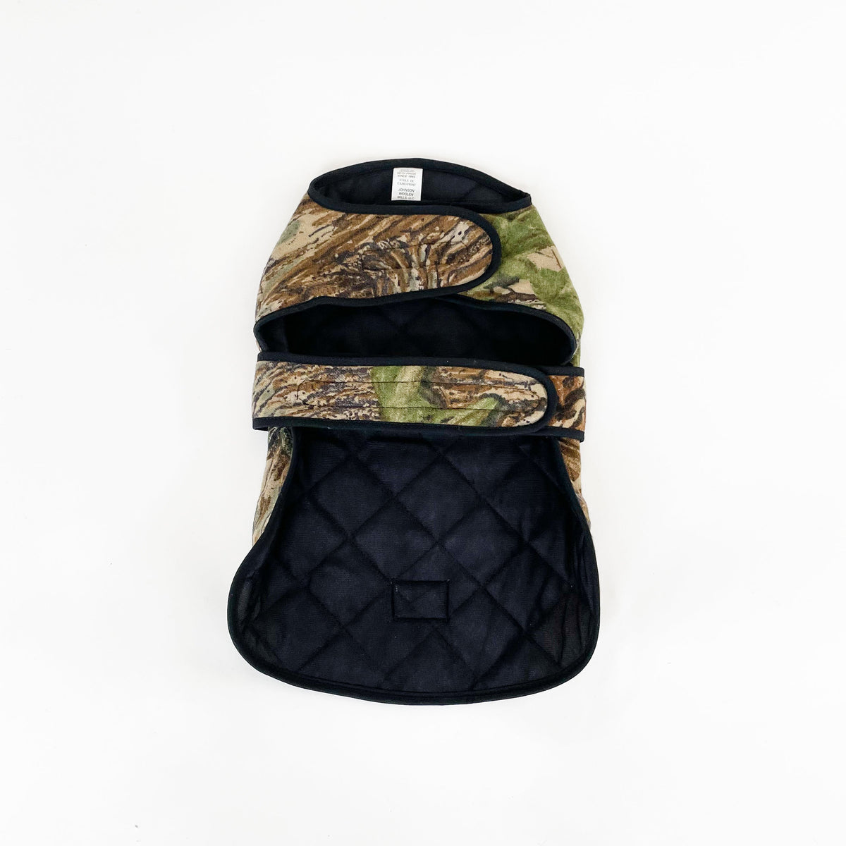 Johnson Woolen Mills Dog Coat Camo insulated lining back view