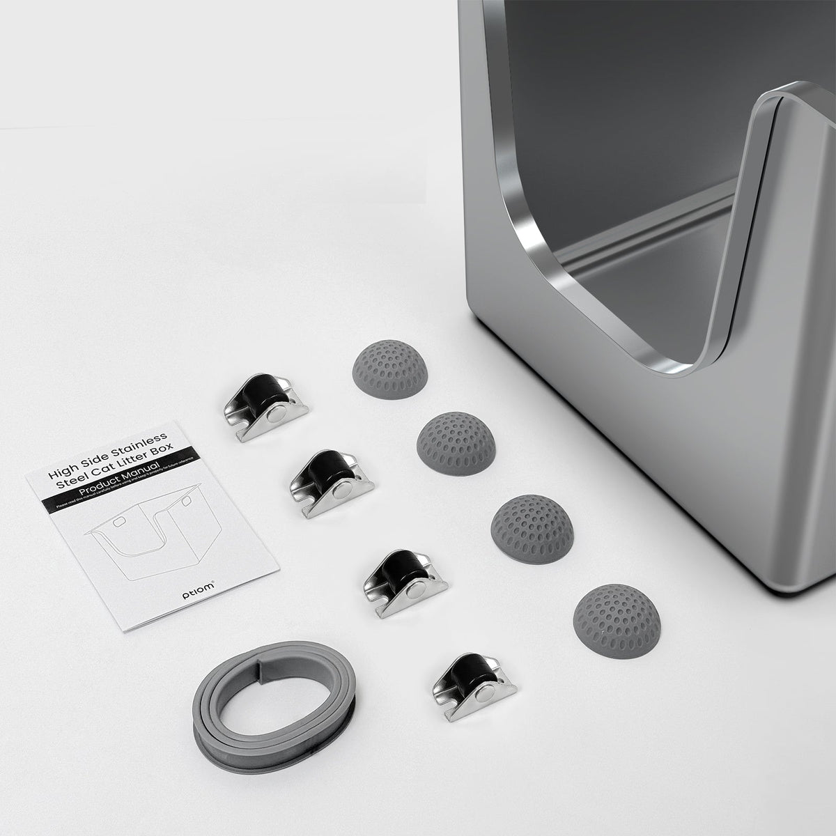 High-sided stainless steel litter box with mat, scoop and mounting parts