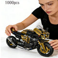 1000PCS Motorcycle Building Blocks 1:10 Scale DIY Black & Gold Motorbike Model Kit – Adult Collector Display Ornament