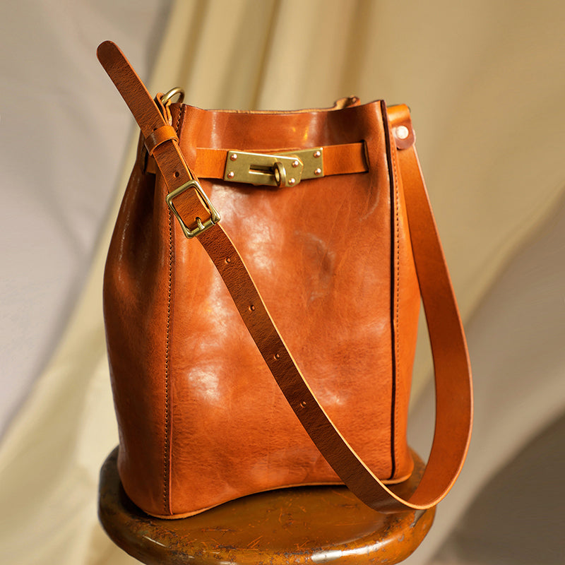 Classic Italian Leather Bucket Bag Women 12.4in Tuscan Shoulder Handbag