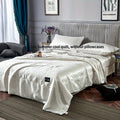 Cooling Satin Quilt Summer Comforter Ultra-Soft Breathable Lightweight Blanket, Machine Washable Satin Weave Bedspread for Home Dorm Hotel