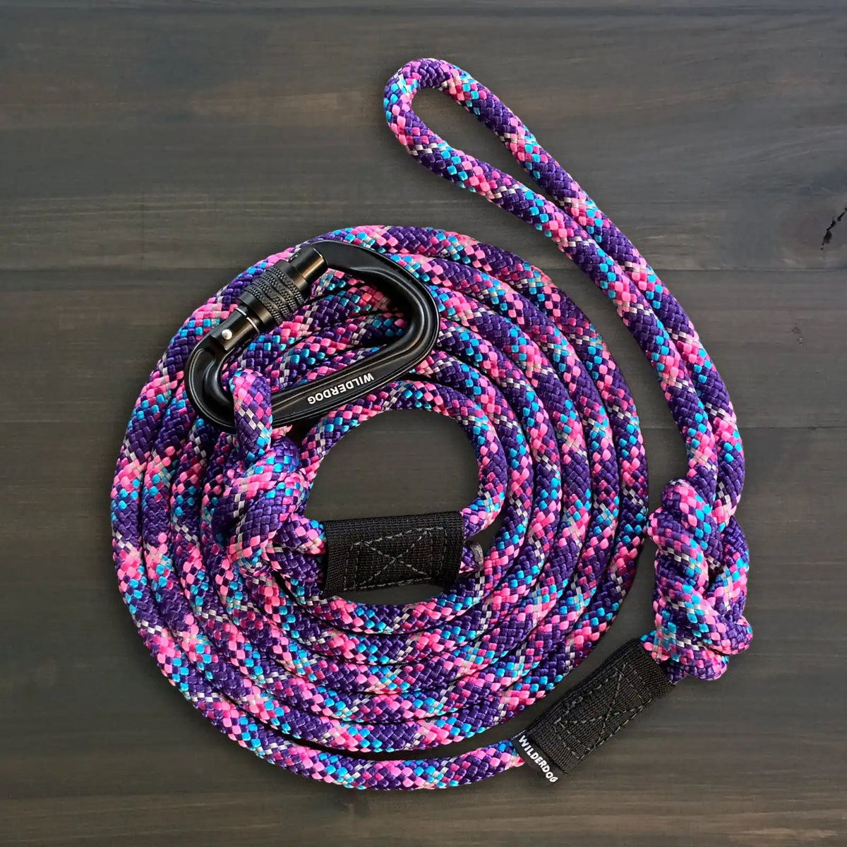 Rope dog leash with locking carabiner for outdoor walks - S84-DOG-P01-V005