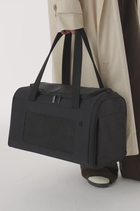 The Pet Carrier in Black product video